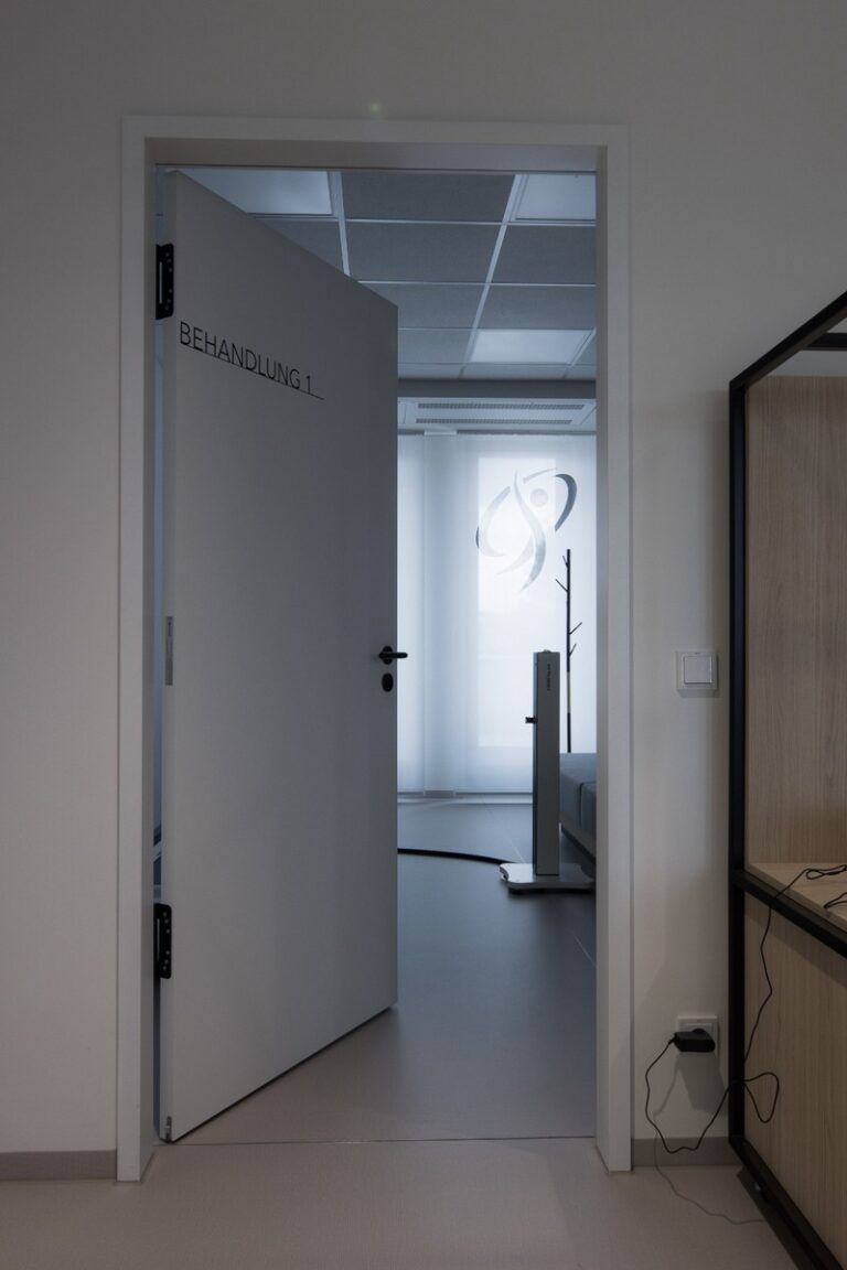 09cfbc84-fe1d-47e3-ab73-00b57c8d0859