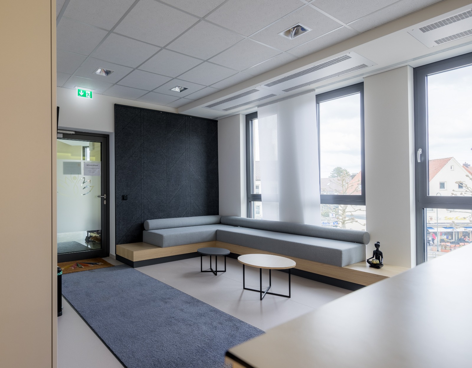 9a8b104a-67dc-4d14-b9a8-9413e88e031f